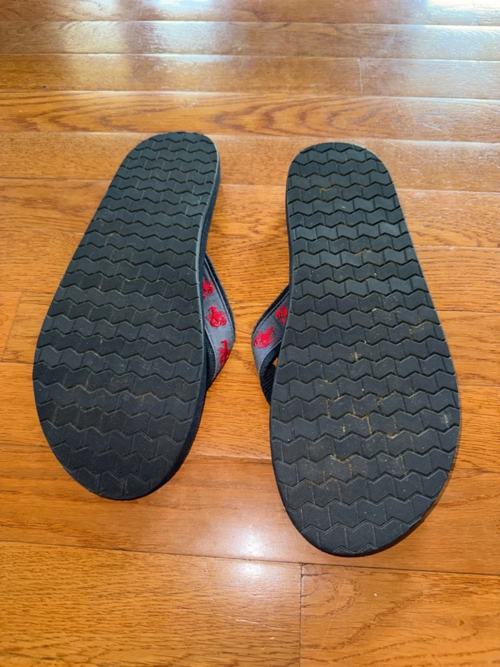 J. Crew Navy Flip Flops with Red 🦞Embroidered Accent - Picture 2 of 2